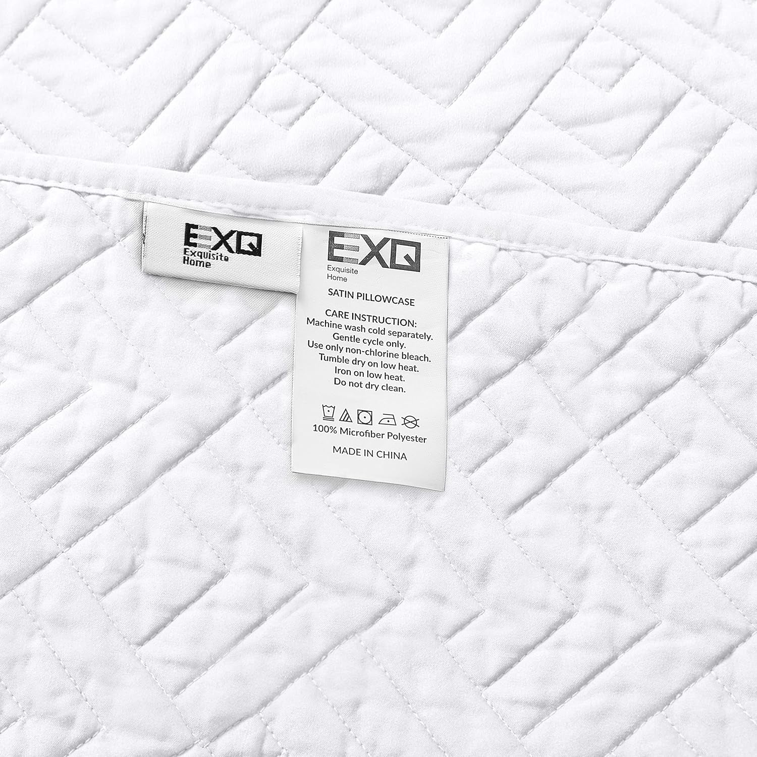 3-Piece Lightweight White Quilt Set for Full/Queen Size Beds with Square Pattern Bedspread and Pillow Shams, Ideal for All Seasons