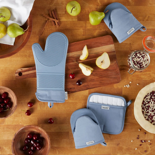 Indigo 4-Piece Oven Mitt, Potholder, and Mini Mitt Set