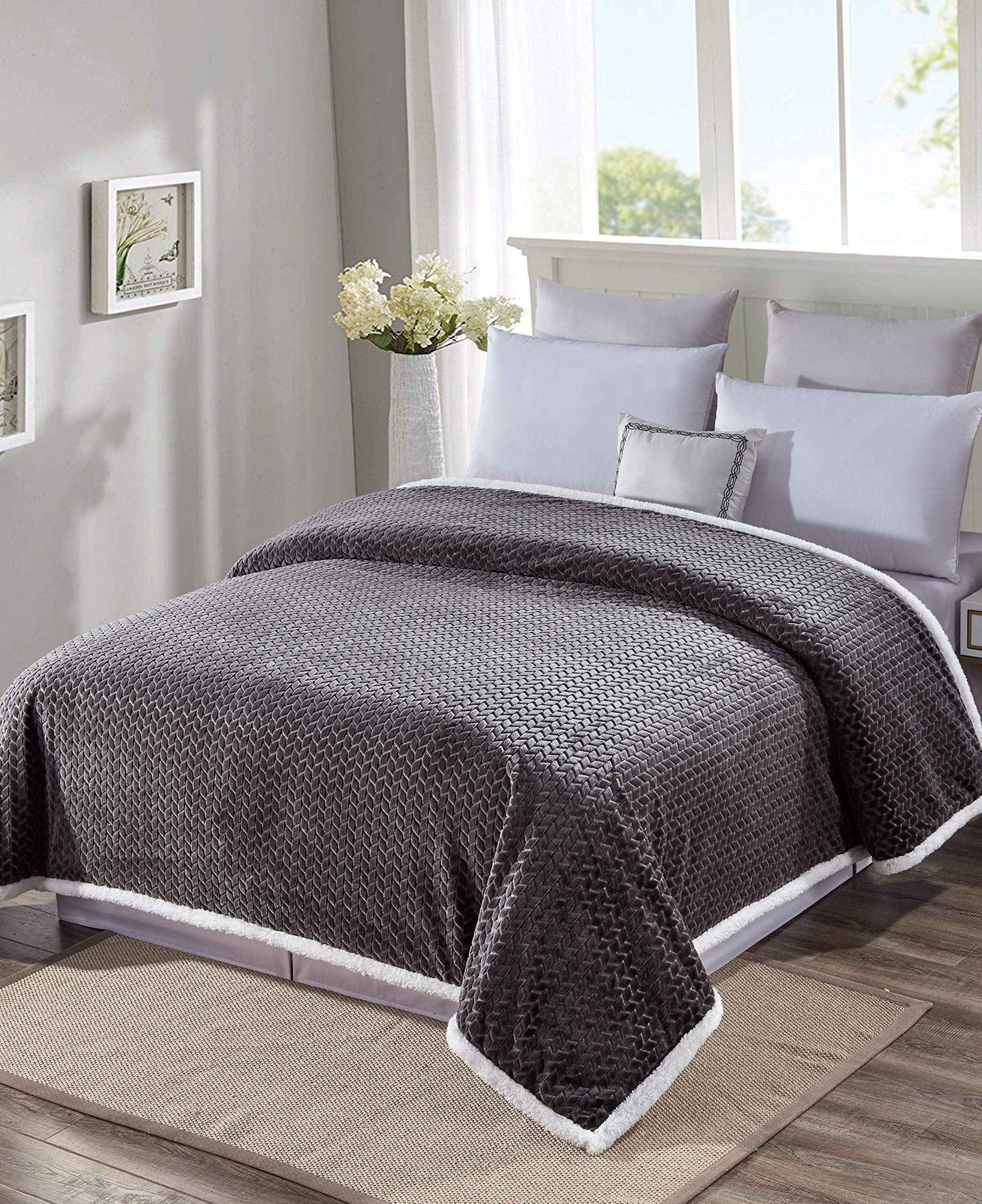 Decor&More Home Essentials Braided Sherpa Blanket