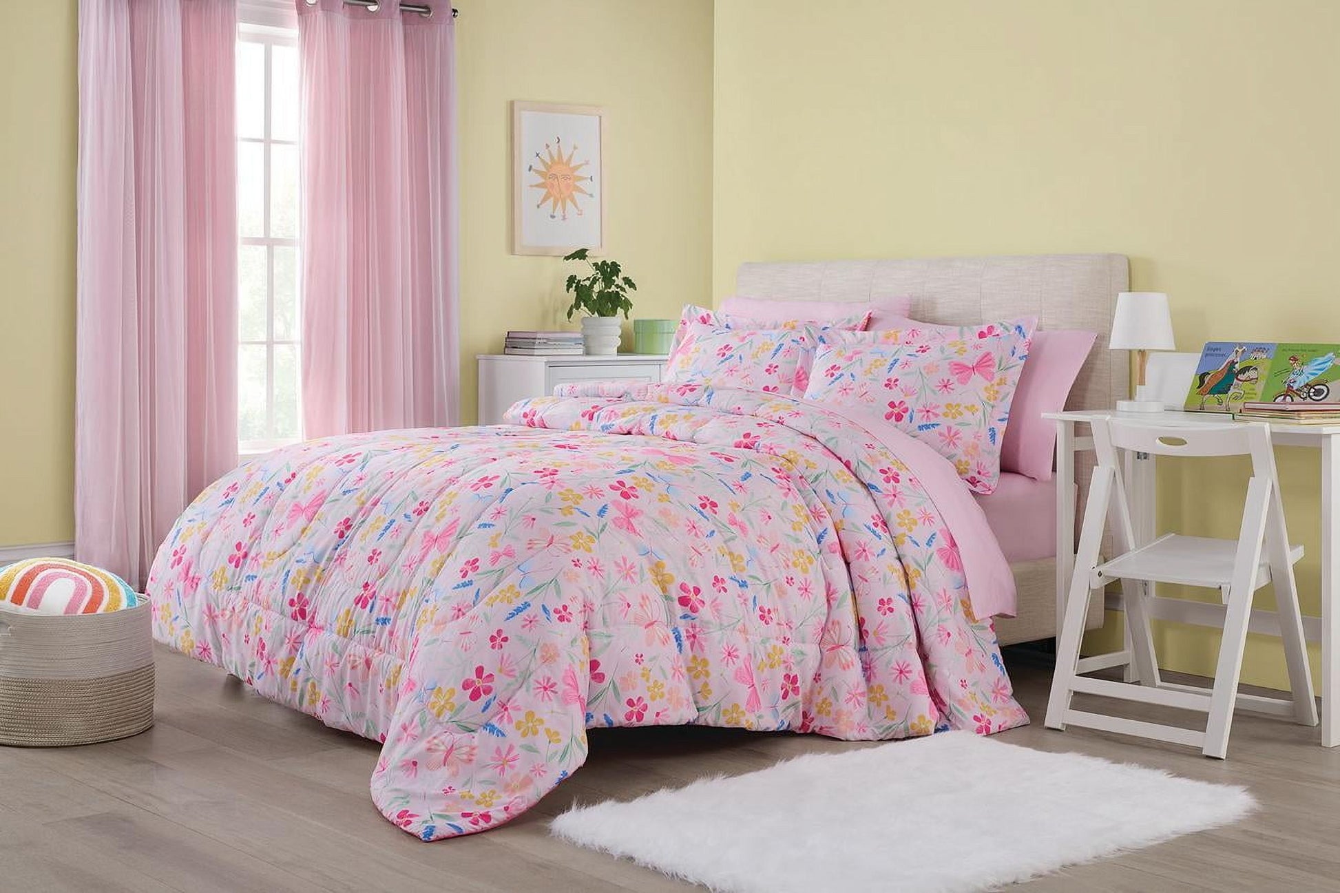 7-Piece Pink Wildflower Polyester Bedding Set for Full-Size Girls